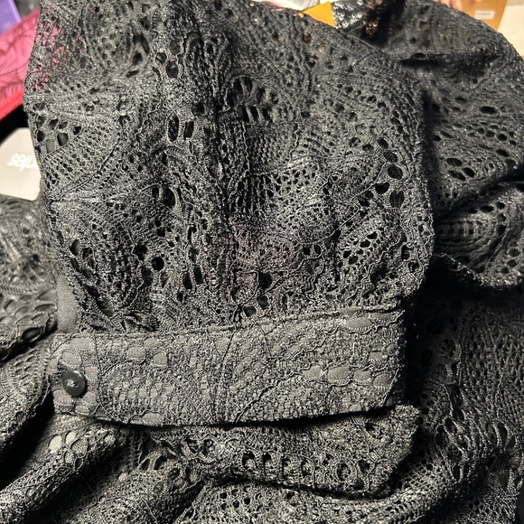 NWT Daisy Fuentes Size 2X Black Lace Long-sleeve Blouse - Picture 8 of 9